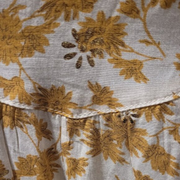 #123 Gold viscose floral print boho blouse - Picture 4 of 6